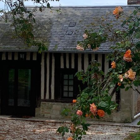 La Bouillerie Du Manoir Des Breholles Goustranville Exterior foto