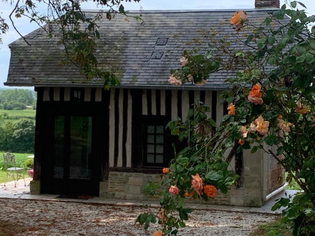La Bouillerie Du Manoir Des Breholles Goustranville Exterior foto